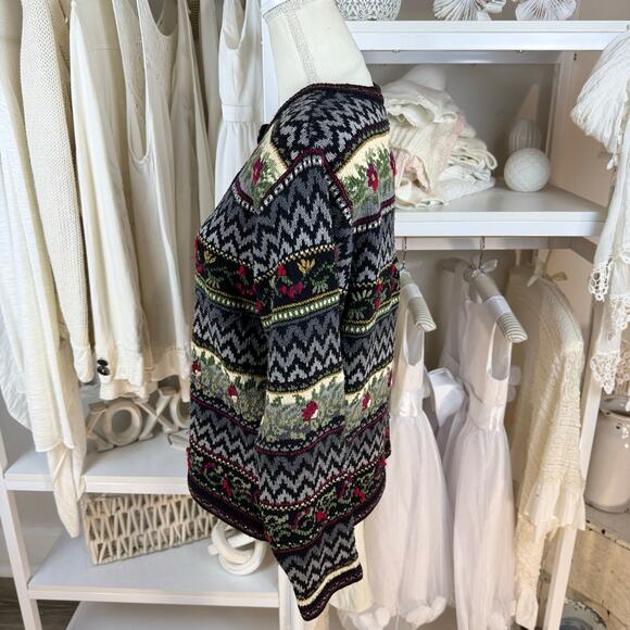 Talbots Petites sz. Medium Holiday sweater, Christmas, classic, mature #4379 - Picture 3 of 10